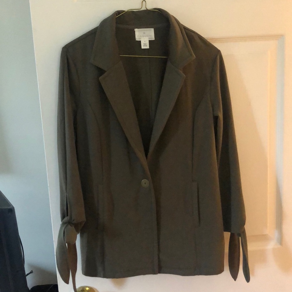 Olive green cotton jacket w/ties on sleeves. NWT